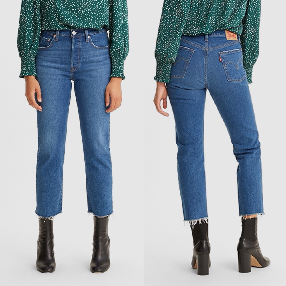 Levi’s 501 Cropped Jeans in Raw Hem Blue